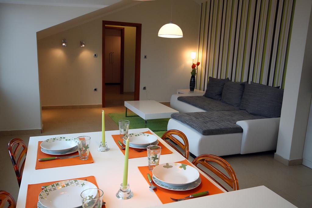 Domador Rooms & Apartments Bečići Buitenkant foto